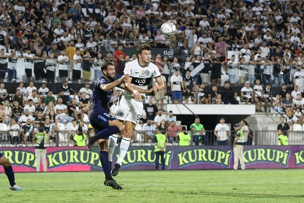 Olimpia apuesta por la juventud en duelo crucial con Guaireña