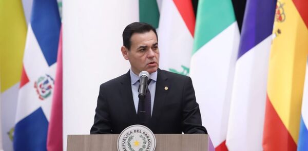 Rub茅n Ram铆rez Lezcano propone pol铆tica exterior din谩mica y el reordenamiento para abordar desaf铆os - Revista PLUS