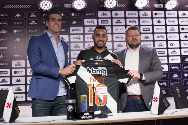 Versus / Dimitri Payet fue presentado en Vasco con una misión: "Devolver al club al lugar que merece"