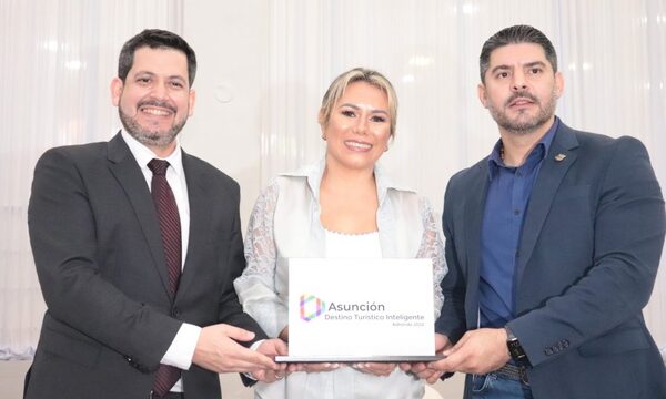 Asume nueva ministra de Turismo