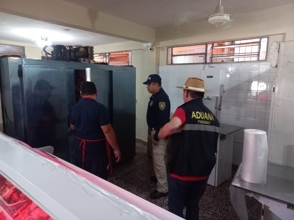 Diario HOY | Allanan dos comercios en Encarnación por contrabando de carne
