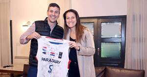 La Nación / Santiago Peña ratifica su compromiso con reimpulsar el deporte paraguayo