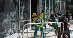 La Nación / Arrestan a cúpula policial de Brasilia por intento de golpe de Estado