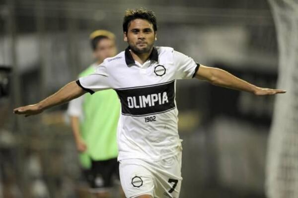Maxi Biancucchi: “La vida del futbolista es difícil”