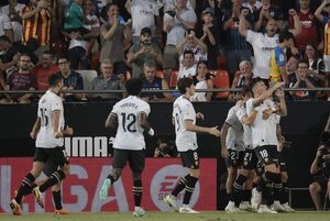 El Valencia suma pleno de victorias en dos fechas tras ganar a Las Palmas - Fútbol - ABC Color