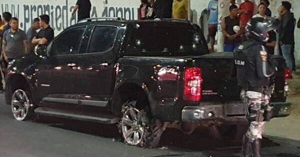 La Nación / Ecuador: alcalde correísta denuncia ataque a tiros
