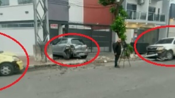 Triple choque deja cuantiosos daños materiales en Sajonia