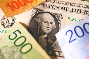 ¿Qué pasará si Argentina se dolariza?: Estos son los fundamentos, riesgos e implicancias para el Paraguay - MarketData