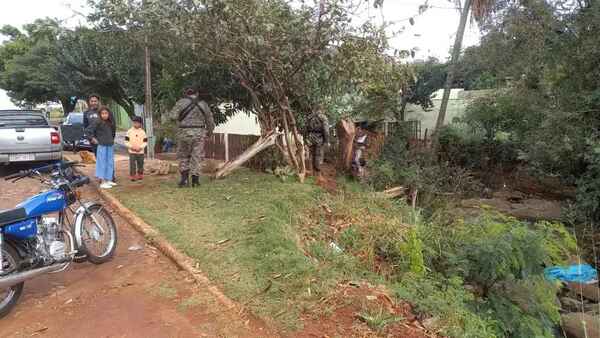 Vecinos encuentran restos de un cráneo atado con cuerda en arroyo de PJC