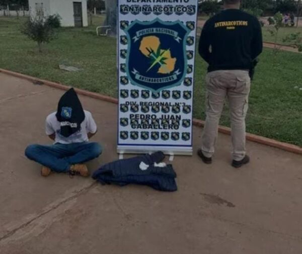 PJC: Detienen a supuesto microtraficante que pretendía vender cocaína en una plaza