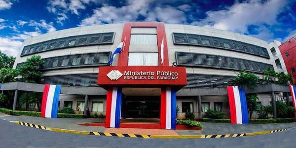 Diario HOY | Fiscalía rescata a tres niños abandonados por su madre