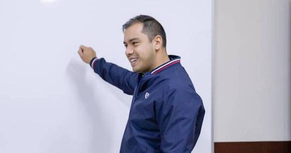 La Nación / Médicos esteños repudian acusaciones de Prieto