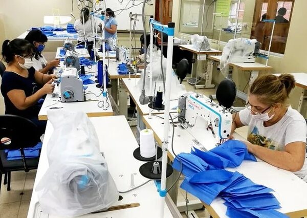 Ocupación laboral de mujeres mejoró en el segundo trimestre, según INE - Economía - ABC Color
