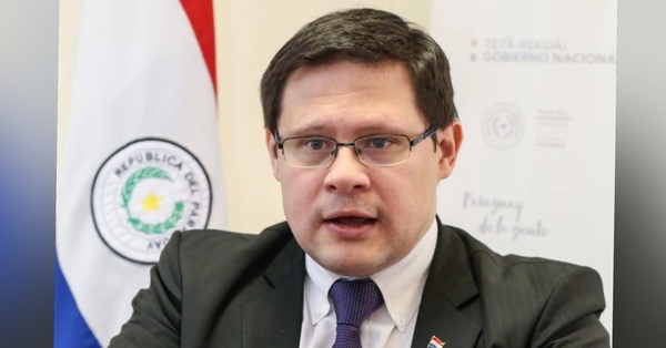 Óscar Orué designa a gerente para la DNIT