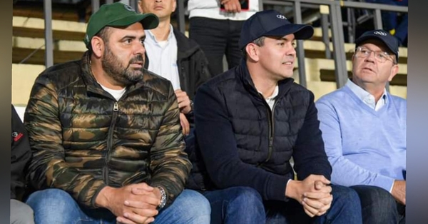 Flamante ministro de la SND César “Tigre” Ramírez asistió a encuentro de la Copa 4 Naciones