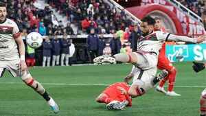 Alberto Espínola anota su primer gol para Colón