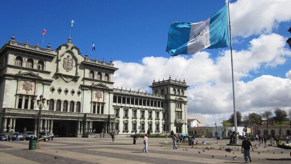 Guatemala vota para la elección de presidente - ADN Digital