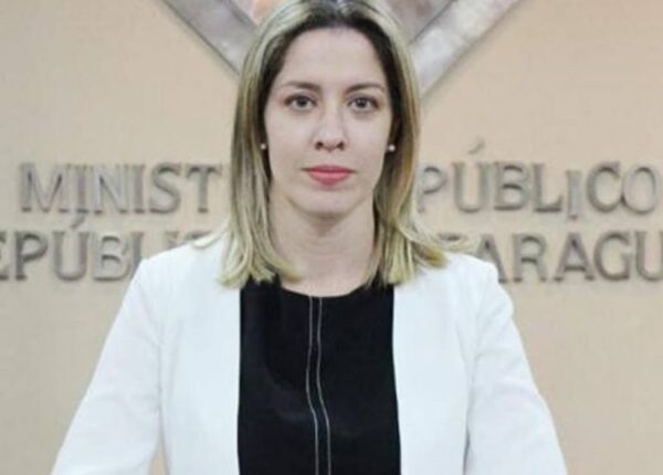 Fiscal dice que espera conclusión de pericia caligráfica en denuncia por apropiación