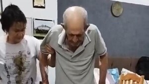 Anciano se somete a cirugía de cadera y 48 horas después da primeros pasos