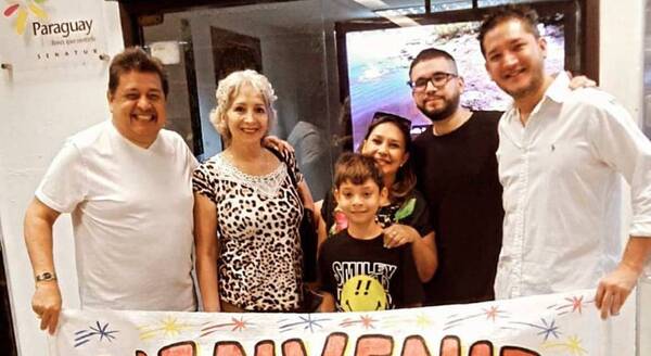 Diario HOY | La felicidad de la familia Rodríguez por visita de Nachito en Paraguay