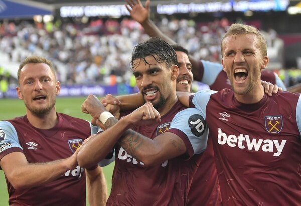 Chelsea paga caro su falta de acierto y pierde en casa del West Ham