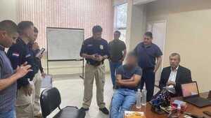 Diario HOY | Fiscalía imputa a policías implicados en presunto secuestro de joven
