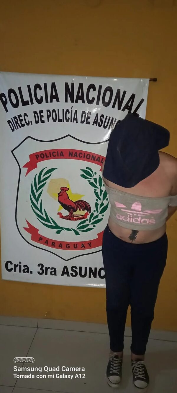 Travestido es aprehendido por supuesta implicancia en asalto en el centro de Asunción - Policiales - ABC Color