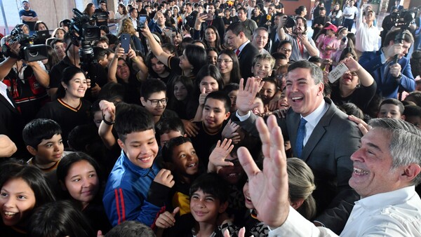“En Educación se siguió criterio político o social y no pedagógico”