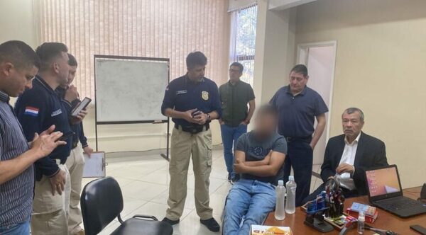 Fiscalía imputa a policías implicados en presunto secuestro de joven - Noticiero Paraguay