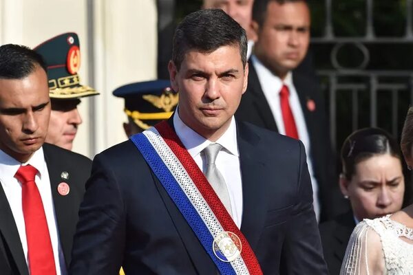 Ministro Riera afirma que hombre ligado a “Motinha” no fue seguridad de Santiago Peña - La Primera Mañana - ABC Color