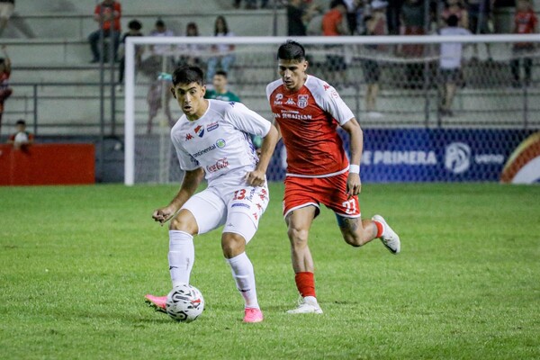 Gral. Caballero logra importante victoria ante Nacional en el Arsenio Erico - trece