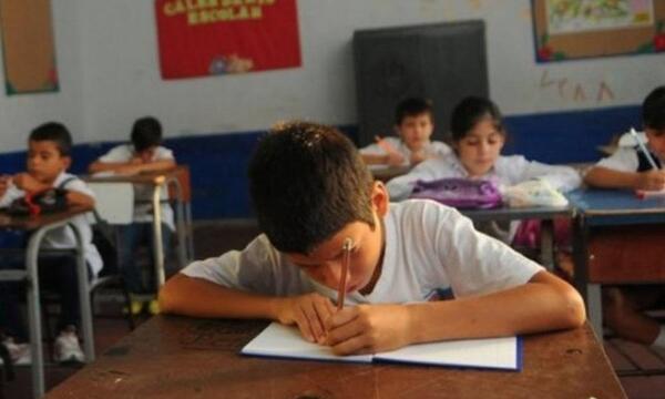 Docentes exigen ampliación presupuestaria del MEC y no descartan suspender clases – Prensa 5