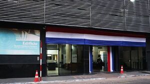 Docentes exigen ampliación presupuestaria del MEC y no descartan suspender clases
