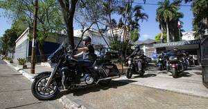 La Nación / Encuentro de exalumnos del San José, con paseo en moto
