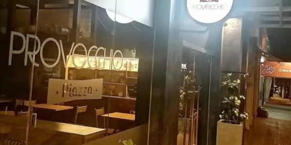 PERPETRAN HURTO AGRAVADO EN LOCAL COMERCIAL DE ZONA CÉNTRICA