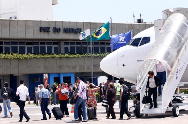 Sigue creciendo el flujo de turistas a la región de las Tres Fronteras - La Clave