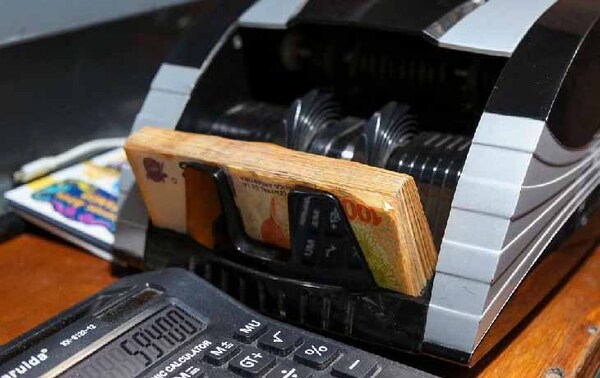 Moneda argentina cada vez con menor valor en Paraguay: peso argentino a 12 guaraníes – Prensa 5