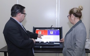 Diario HOY | Realizaron auditoría de pantalla para las elecciones municipales de septiembre
