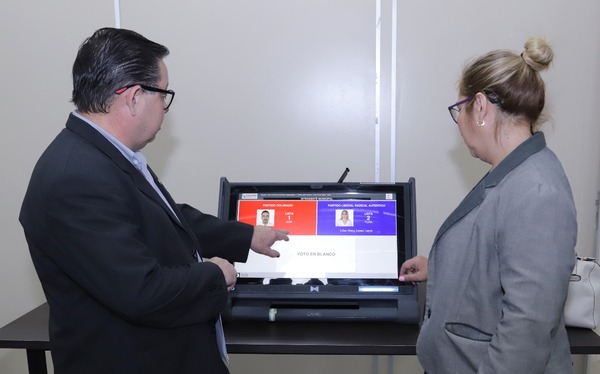 Diario HOY | Realizaron auditoría de pantalla para las elecciones municipales de septiembre