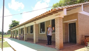 Indert ejecuta proyecto de construcción de aulas para una escuela rural de San Pedro - .::RADIO NACIONAL::.