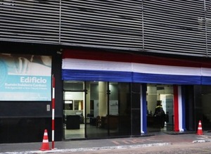 Sector docente exige aumento presupuestario al gobierno | Radio Regional 660 AM