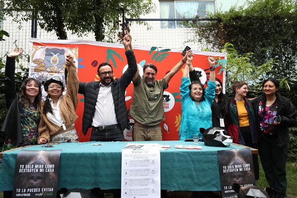 Ambientalistas celebran el triunfo en el plebiscito que prohíbe la minería en el Chocó Andino de Quito - MarketData