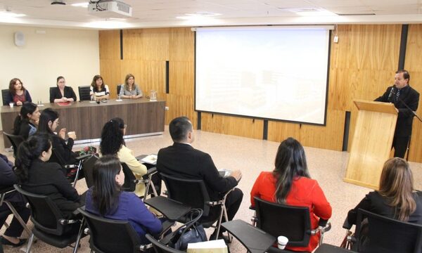Abordan protocolo de atención en casos de violencia familiar