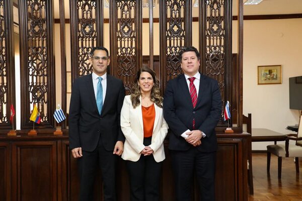 Fortalecer el sistema y mejorar la institución, los ejes de trabajo de nueva titular de la Dinapi - .::Agencia IP::.