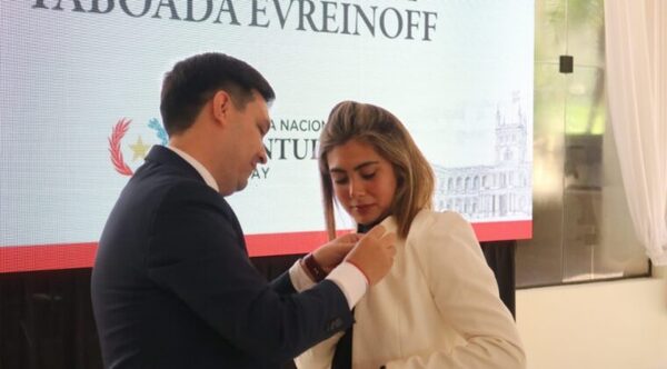 Asume ministra de la Juventud con la promesa de brindar más oportunidades laborales
