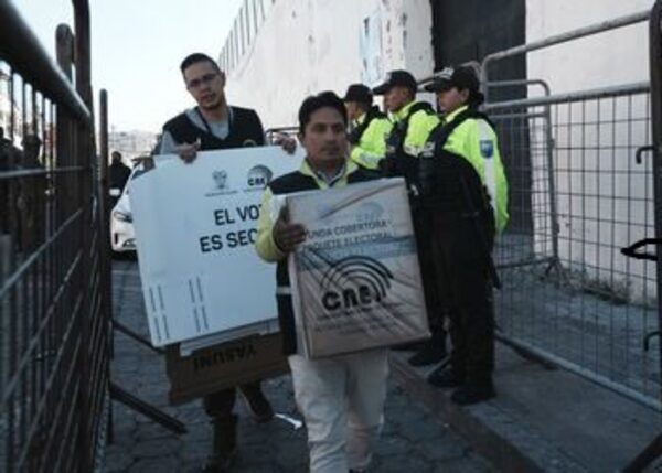 Los programas sociales triunfan en las elecciones presidenciales de Ecuador