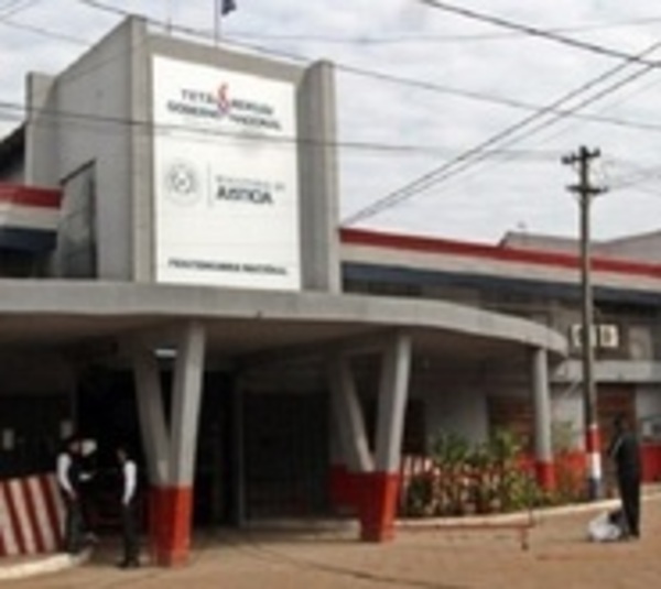 Ministro de Justicia cambia a director de Tacumbú - Paraguay.com