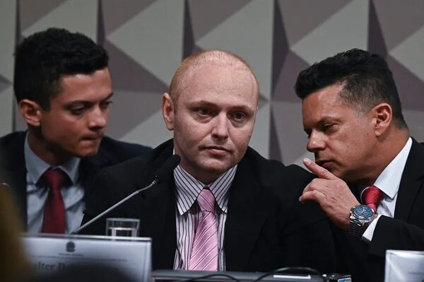El hacker que implicó a Bolsonaro en intento de invadir urnas es condenado por otro delito - Mundo - ABC Color