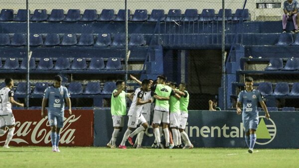 Tacuary gana un partido clave ante Resistencia