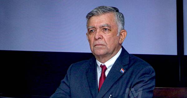 La Nación / Gobierno de Abdo dejó deuda de G. 30.000 millones con proveedoras